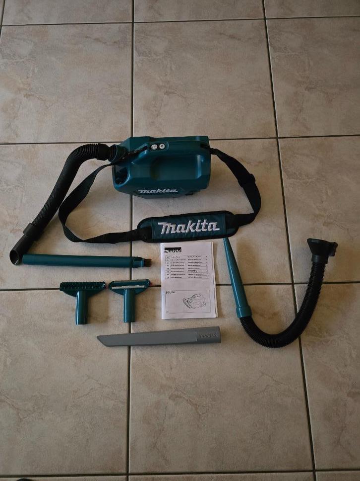 MAKITA auto-boot stofzuiger 18 volt, Witgoed en Apparatuur, Stofzuigers, Zo goed als nieuw, Stofzuiger, Ophalen
