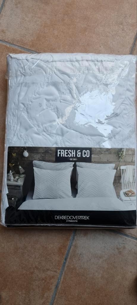 Fresh & Go dekbedovertrek 200 x 200, Huis en Inrichting, Slaapkamer | Beddengoed, Nieuw, Dekbedovertrek, Tweepersoons, Wit, Ophalen of Verzenden
