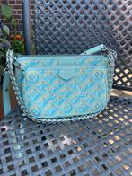 Louis Vuitton Multi Pochette Stardust, Sieraden, Tassen en Uiterlijk, Tassen | Schoudertassen, Overige merken, Overige kleuren