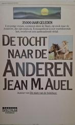 Jean M. Auel - De tocht naar de anderen, Ophalen of Verzenden, Gelezen
