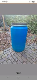 Te koop 2x 250 litervat/regenton, Tuin en Terras, Regentonnen, 150 liter of meer, Ophalen, Zo goed als nieuw