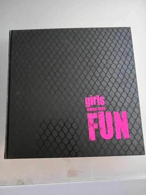 Boek Girls wanna have fun, Boeken, Muziek, Zo goed als nieuw, Artiest, Ophalen of Verzenden