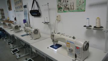 Industrie Naaimachine Global -Volautomaat( 3900 Aut beschikbaar voor biedingen