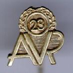 AVR 23 Beroeps Chauffeurs veilig verkeer NL speldje( X_087), Verzamelen, Speldjes, Pins en Buttons, Verzenden, Nieuw, Transport