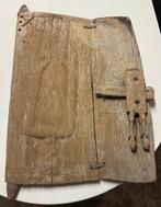 Deur van Dogon, Ophalen