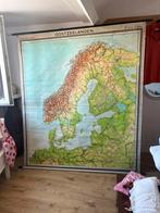 Oude schoollandkaart oostzeelanden, Antiek en Kunst, Ophalen, Aardrijkskunde