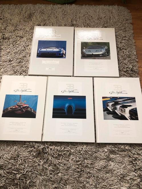 Bugatti Revue Journal 5x, Boeken, Auto's | Folders en Tijdschriften, Gelezen, Ophalen of Verzenden