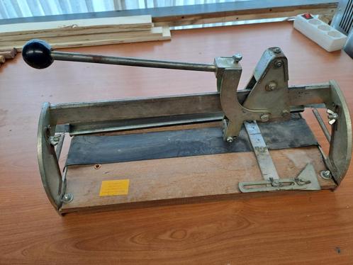 tegel snijmachine, Doe-het-zelf en Verbouw, Gereedschap | Zaagmachines, Gebruikt, Overige typen, Ophalen of Verzenden