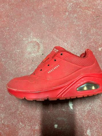 Rode Skechers sneakers maat 33 - zonder veters beschikbaar voor biedingen