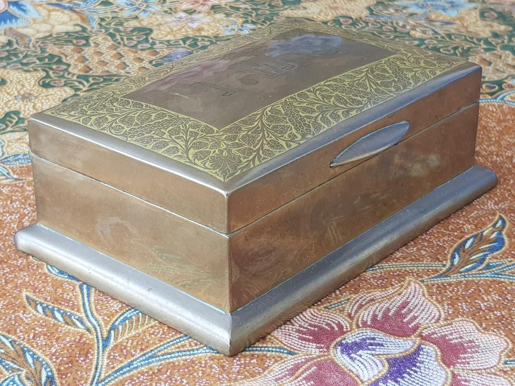 Mooie antieke sigarendoos uit Engeland van koper en hout., Antiek en Kunst, Ophalen of Verzenden