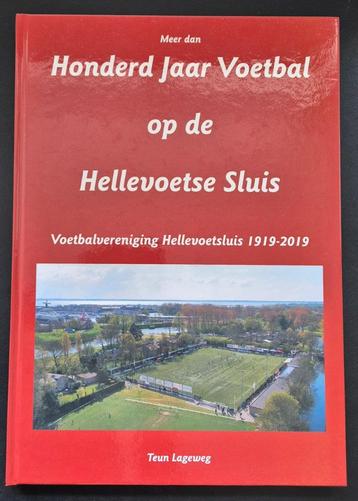 Honderd Jaar Voetbal op de Hellevoetse Sluis (1919-2019) beschikbaar voor biedingen