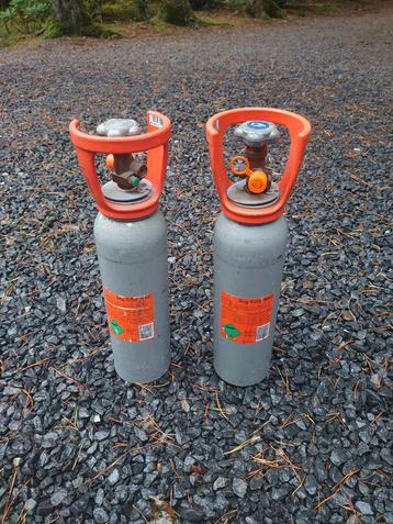 Koolzuurgas Cilinders - 2 stuks beschikbaar voor biedingen