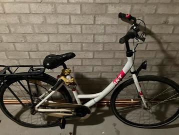 Giant Dames fiets beschikbaar voor biedingen