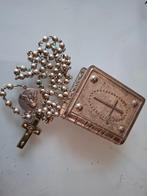 rozenkrans met doosje, Antiek en Kunst, Ophalen of Verzenden