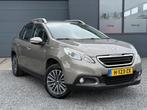 Peugeot 2008 1.2 PureTech Urban Cross 110pk,2e Eigenaar,Navi, Auto's, Peugeot, Voorwielaandrijving, Stof, Gebruikt, Euro 6