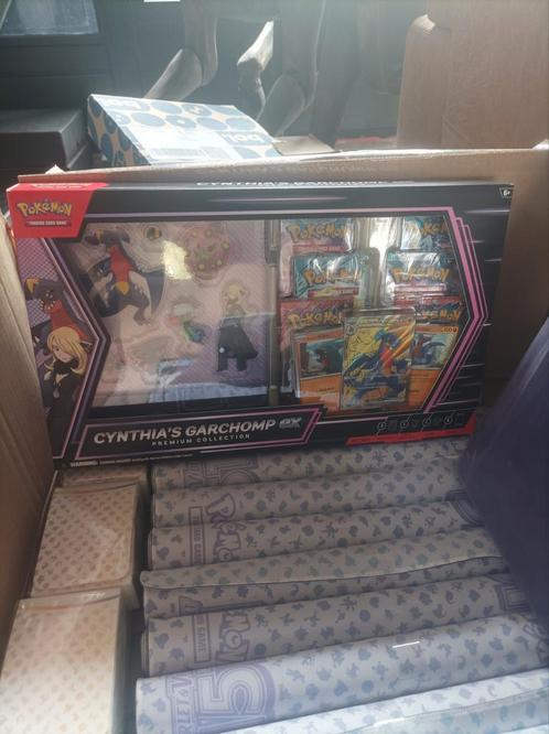 Pokemon Cynthia's garchomp ex premium collection box seald!, Hobby en Vrije tijd, Verzamelkaartspellen | Pokémon, Zo goed als nieuw
