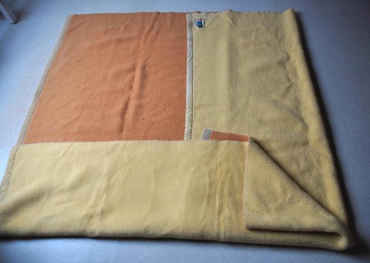 DIDAS  Dralon  Deken  -  180  x  200  cm  -  Vintage, Huis en Inrichting, Slaapkamer | Beddengoed, Gebruikt, Deken of Dekbed, Tweepersoons