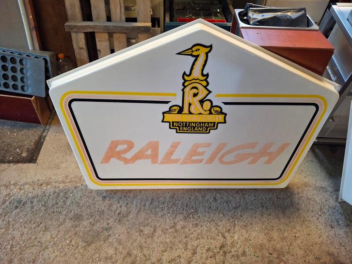 Raleigh Lichtbak Reclame - Jaren 80 vintage retro, Antiek en Kunst, Antiek | Emaille, Ophalen