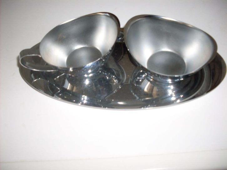 zilver kleurig 3 delig roomstelletje, Huis en Inrichting, Keuken | Servies, Gebruikt, Schaal of Schalen, Overige stijlen, Overige materialen