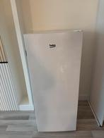 Diepvrieskast BEKO, Witgoed en Apparatuur, Vriezers en Diepvrieskisten, Ophalen, Zo goed als nieuw, Vrijstaand, Minder dan 60 cm