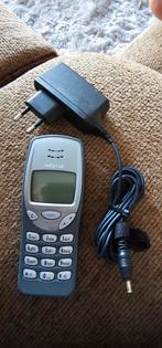 Nokia 3210, Telecommunicatie, Mobiele telefoons | Nokia, Ophalen of Verzenden, Zo goed als nieuw