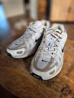 Nike p-6000 schoenen maat 41, Kleding | Dames, Beige, Nike, Ophalen of Verzenden, Sneakers of Gympen