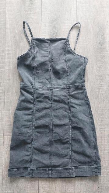 H&M denim jurk 152 beschikbaar voor biedingen