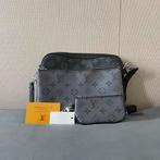 Louis Vuitton Messenger + Pouches, Sieraden, Tassen en Uiterlijk, Tassen | Schoudertassen, Verzenden, Zo goed als nieuw, Zwart