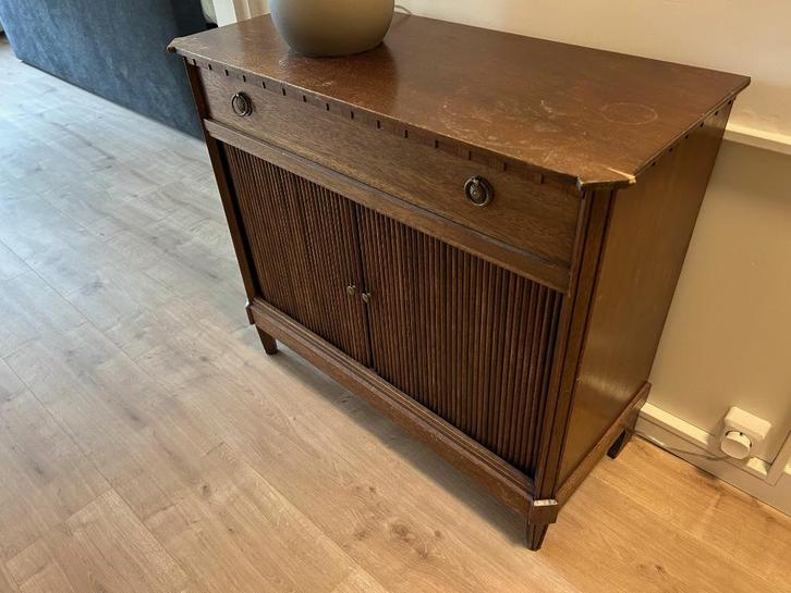 Antiek kastje met schuifdeurtjes en lade, Antiek en Kunst, Antiek | Meubels | Kasten, Ophalen