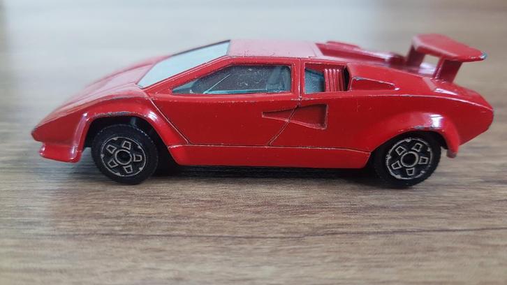 Lamborghini Countach 5000S Modelauto Bburago 1:43, Hobby en Vrije tijd, Modelauto's | 1:43, Gebruikt, Auto, Overige merken, Ophalen of Verzenden