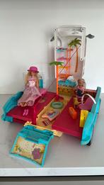 Barbie camper met toebehoren, Ophalen of Verzenden, Gebruikt, Barbie