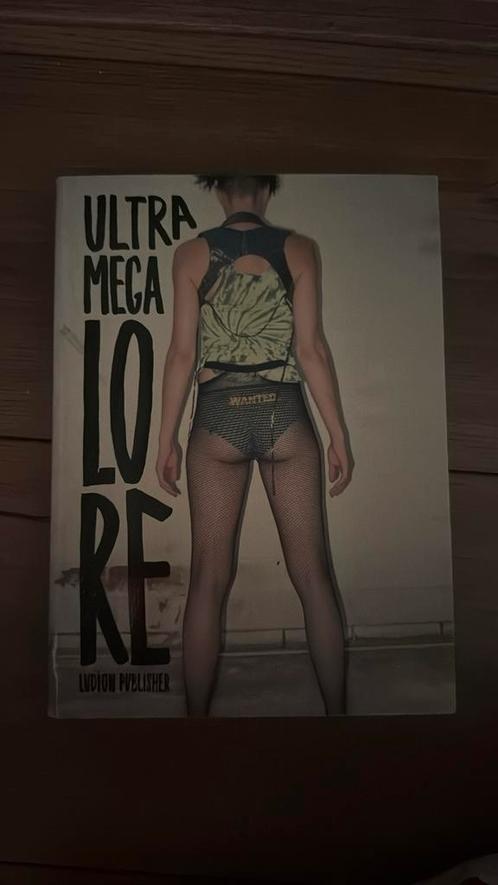 Hannelore Knuts - Ultramegalore, Boeken, Mode, Zo goed als nieuw, Mode algemeen, Ophalen of Verzenden