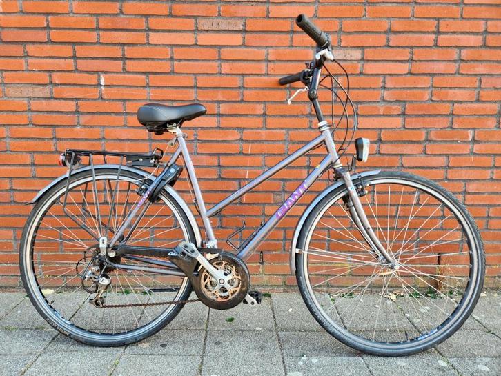 VERKOCHT | Giant Trooper 28inch Damesfiets 7v Framemaat 51cm, Fietsen en Brommers, Fietsen | Dames | Damesfietsen, Gebruikt, Giant