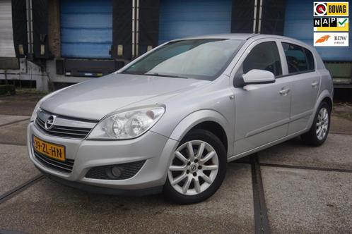 Opel Astra 1.6 Temptation * Airco * 5 Drs * Cruise *, Auto's, Opel, Bedrijf, Te koop, Astra, Airbags, Airconditioning, Boordcomputer