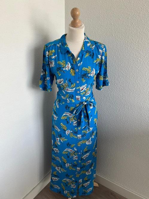 King Louie maat 42 kobalt blouse jurk lelie 2166, Kleding | Dames, Jurken, Zo goed als nieuw, Maat 42/44 (L), Blauw, Onder de knie
