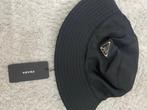 Prada hoed, Kleding | Dames, Hoeden en Petten, Prada, Hoed, Zo goed als nieuw, One size fits all