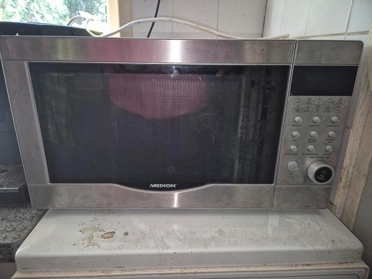 Medion Combimagnetron - Gebruikt, Witgoed en Apparatuur, Magnetrons, Gebruikt, Vrijstaand, Combimagnetron, 45 tot 60 cm, Grill
