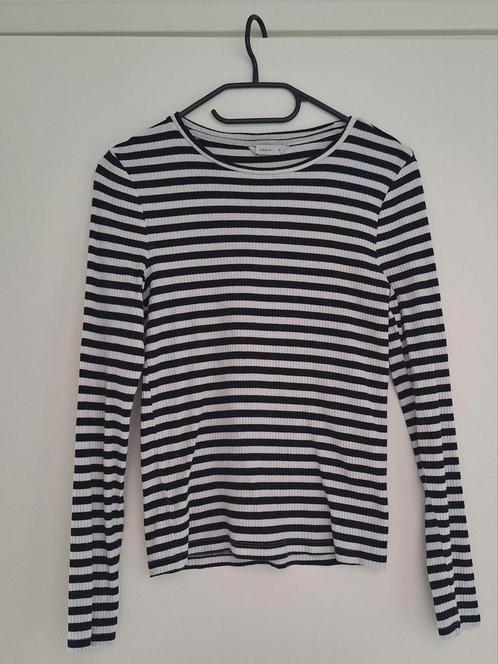 Zwarte witte streep top / trui ONLY Pigalle - maat M, Kleding | Dames, Truien en Vesten, Gedragen, Maat 38/40 (M), Zwart, Ophalen of Verzenden