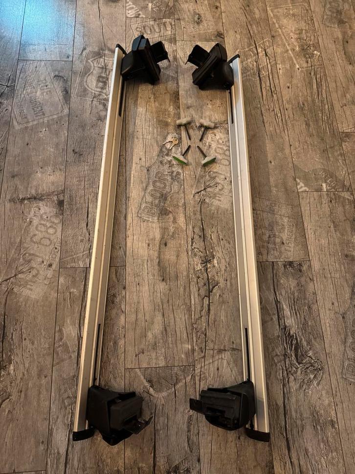 Thule Wingbar Evo Dakdragers - 754 voeten & 480 kit, Auto diversen, Dakdragers, Zo goed als nieuw, Ophalen