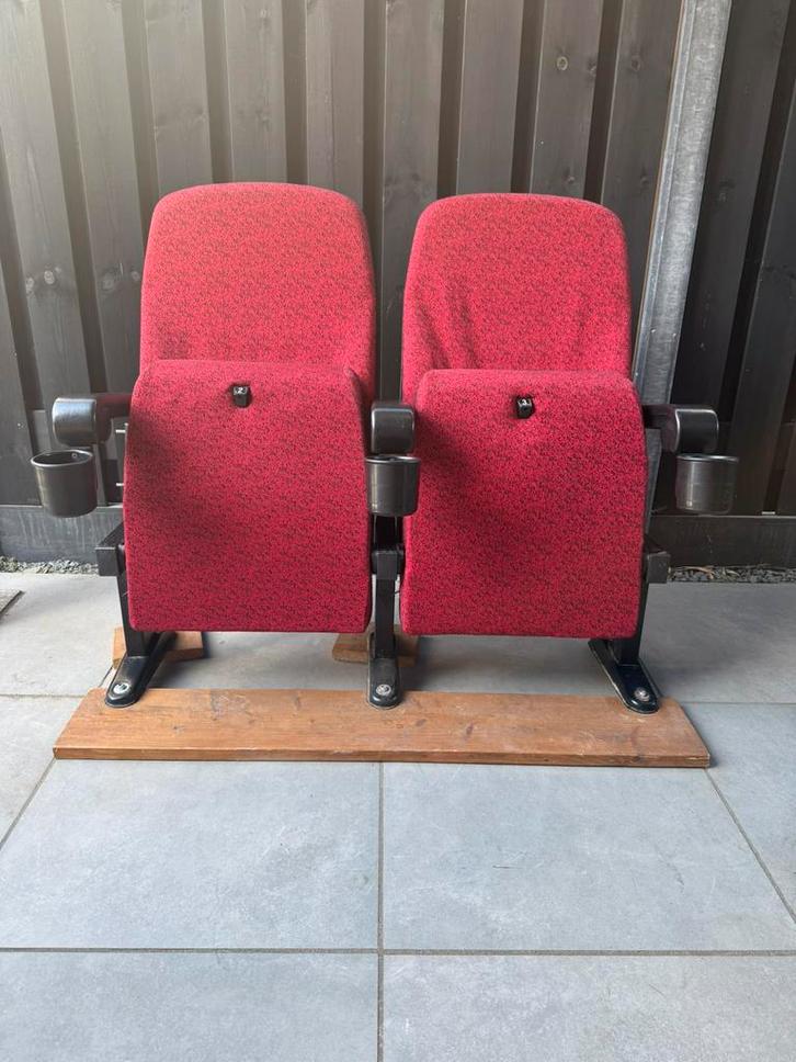 Bioscoopstoel set van 2 met bekerhouders, Antiek en Kunst, Antiek | Meubels | Stoelen en Banken, Ophalen