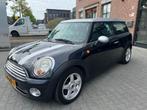 MINI Clubman 1.6 Cooper Chili 95.000km! (bj 2009), Gebruikt, 4 cilinders, 4 stoelen, Leder en Stof