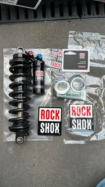 Rock Shox R2C Vivid 240x76 nieuwstaat beschikbaar voor biedingen