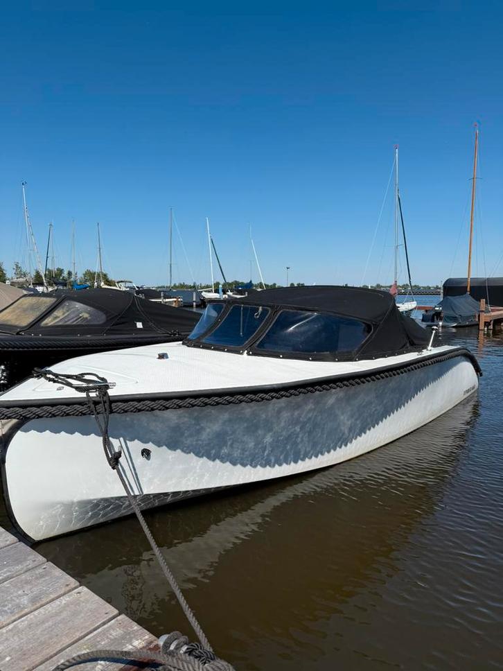 TENDER SLOEP MET BOEGSCHROEF 30PK, Watersport en Boten, Sloepen, Zo goed als nieuw, 6 meter of meer, Binnenboordmotor, Benzine