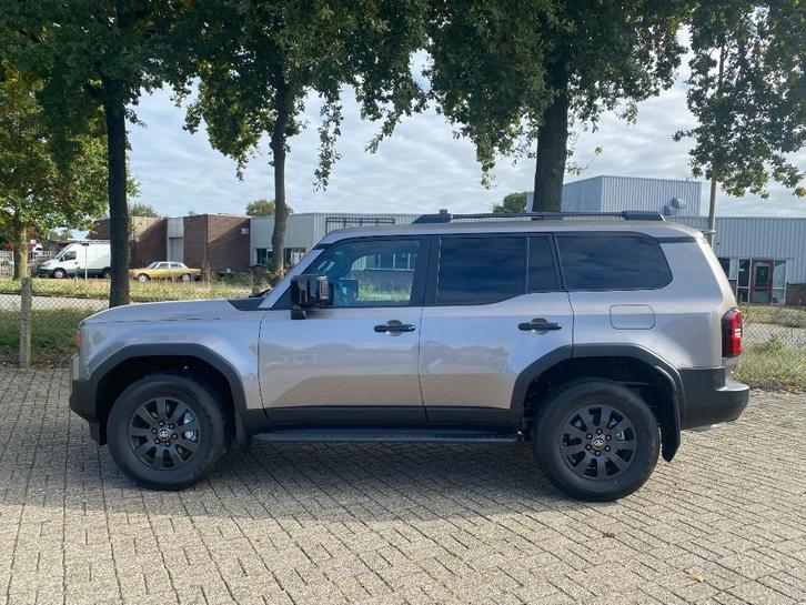 Toyota Landcruiser 250 Grijs Kenteken Ombouw, Auto diversen, Overige Auto diversen, Ophalen of Verzenden
