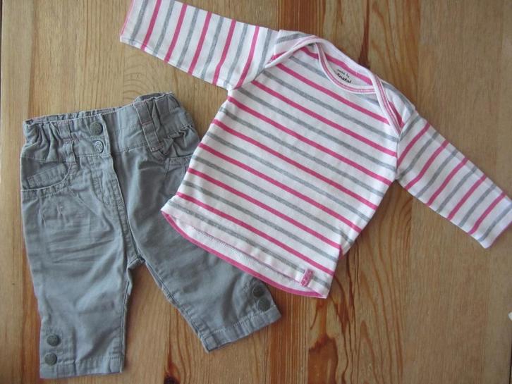Grijs broekje + gestreept shirtje maat 56, Kinderen en Baby's, Babykleding | Maat 56, Zo goed als nieuw, Meisje, Setje, Ophalen of Verzenden