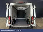 Ford Transit 2.0 TDCI 130 pk L3H2 Euro6 Airco | Camera | Nav, Voorwielaandrijving, Stof, 4 cilinders, 2500 kg