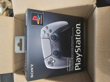 Sony PlayStation DualSense 30th Anniversary Limited Edition beschikbaar voor biedingen