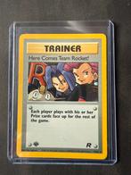 Here Comes Team Rocket! 15/82 1st edition holo, Hobby en Vrije tijd, Verzamelkaartspellen | Pokémon, Ophalen of Verzenden, Zo goed als nieuw