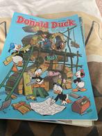Donald Duck 28 x uit 2025, Meerdere stripboeken, Ophalen of Verzenden, Gelezen