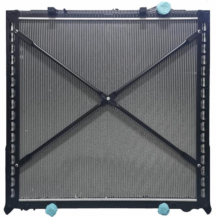 DAF XF 106 WATER RADIATEUR MET RAND 1940146a, Auto-onderdelen, Vrachtwagen-onderdelen, DAF, Motor en Toebehoren, Nieuw, Ophalen of Verzenden